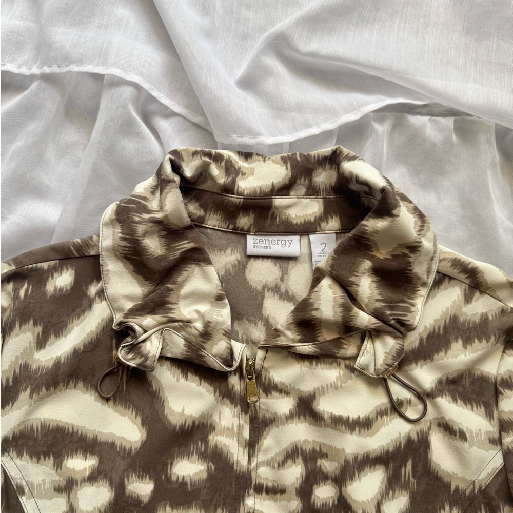 Zenergy by Chico's Animal Print Anorak Jacket - Picture 2 of 9